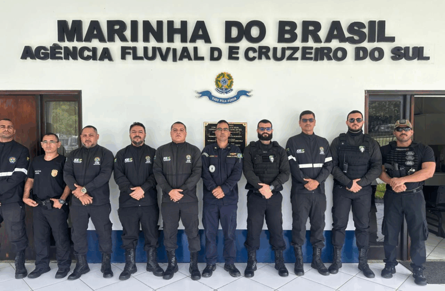 Ageac e Capitania dos Portos articulam parceria para fortalecer transporte aquaviário no Acre